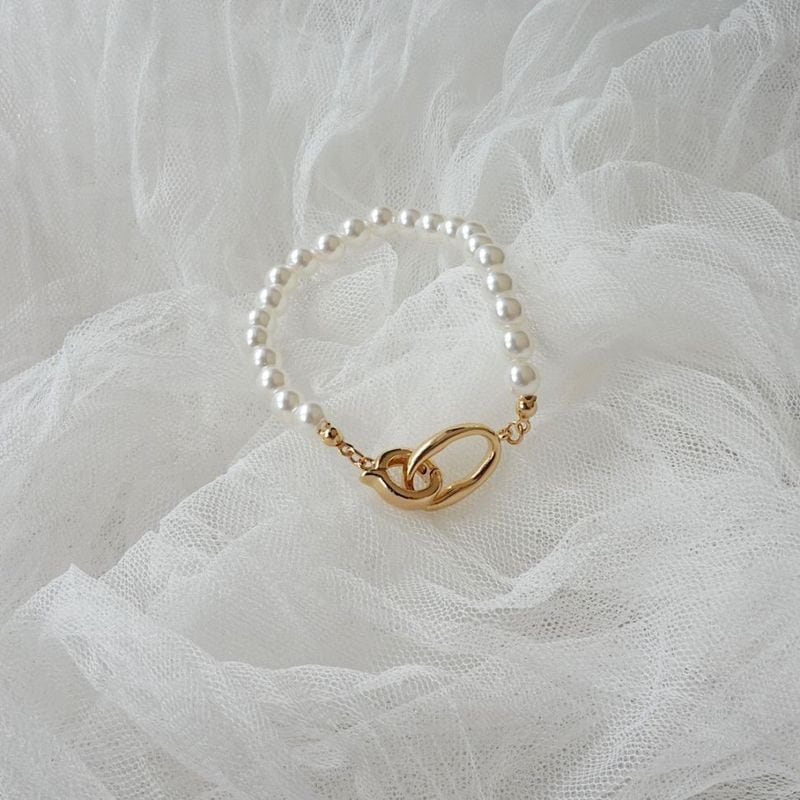 パールノットブレスレット