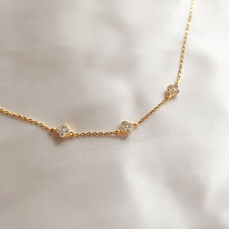 エクラフルールブレスレット