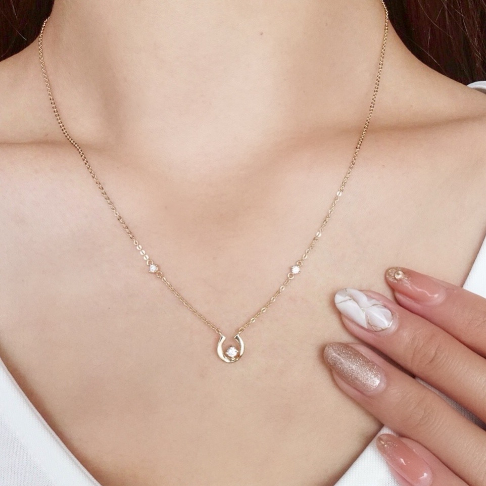 ホースシューストーンネックレス ニッケルフリー オリジナルアクセサリー通販サイト Enjoueel アンジュエール