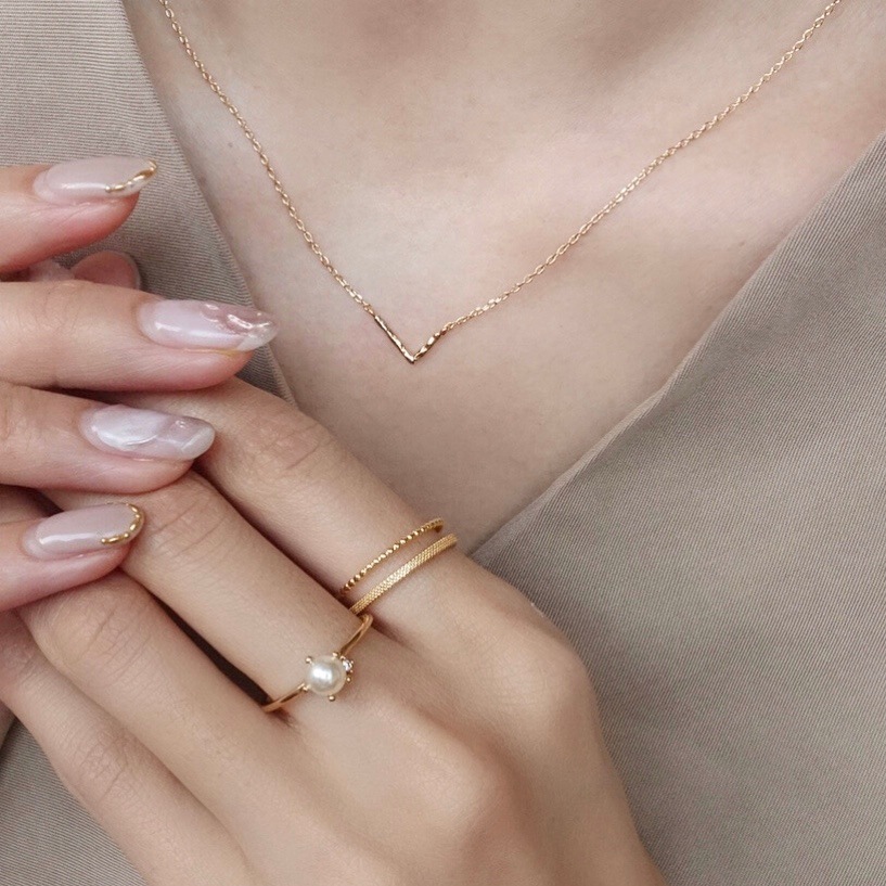 アシメvラインネックレス ニッケルフリー オリジナルアクセサリー通販サイト Enjoueel アンジュエール