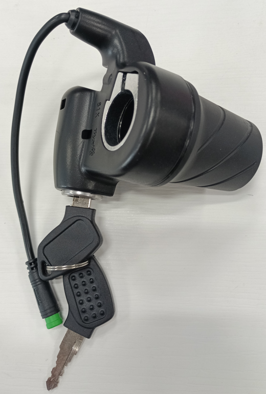 ENNE T600 GR　スロットルメーター