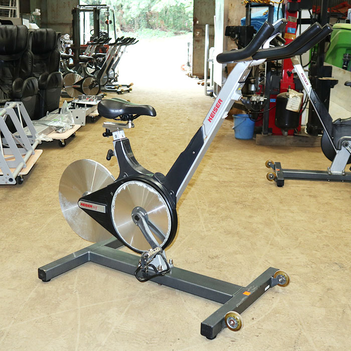 【中古】 インドアサイクル m3 カイザー KEISER 2010年 スピンバイク フィットネスマシン【動産王】千葉★引取限定