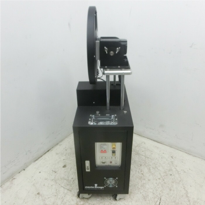 【中古】3D映写機 MI2100-110 マスターイメージ社 Digital Theatre System 60Hz 現状渡し【動産王】名古屋☆送料無料