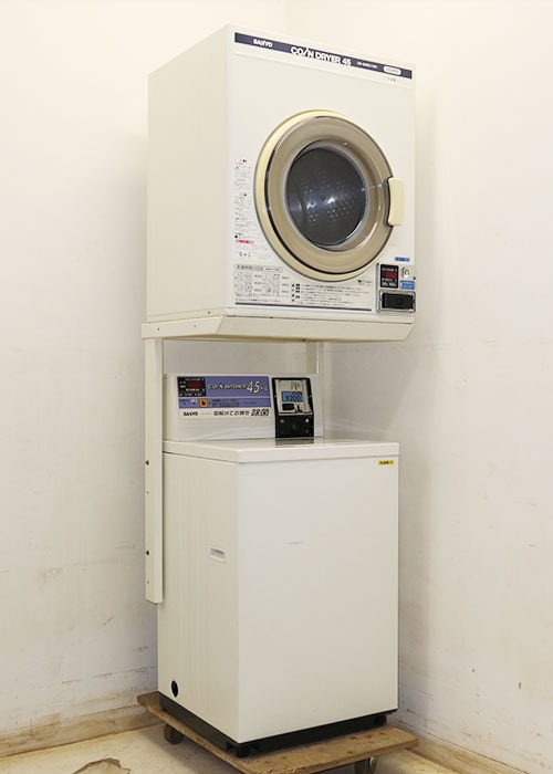【中古】コイン式全自動電気洗濯機 乾燥機 ASW-45CJ CD-S45C1 サンヨー 三洋電機 2006年 業務用 【動産王】千葉★引取限定