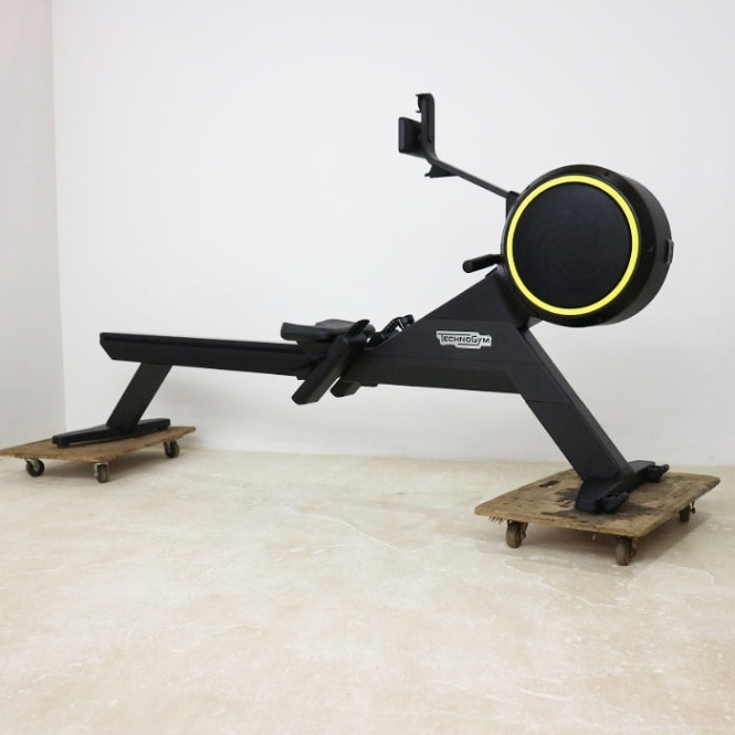 【中古】スキルロウ Technogym DJR0NDトレーニング フィットネス アウトドア 2018年 テクノジム【動産王】千葉☆送料無料