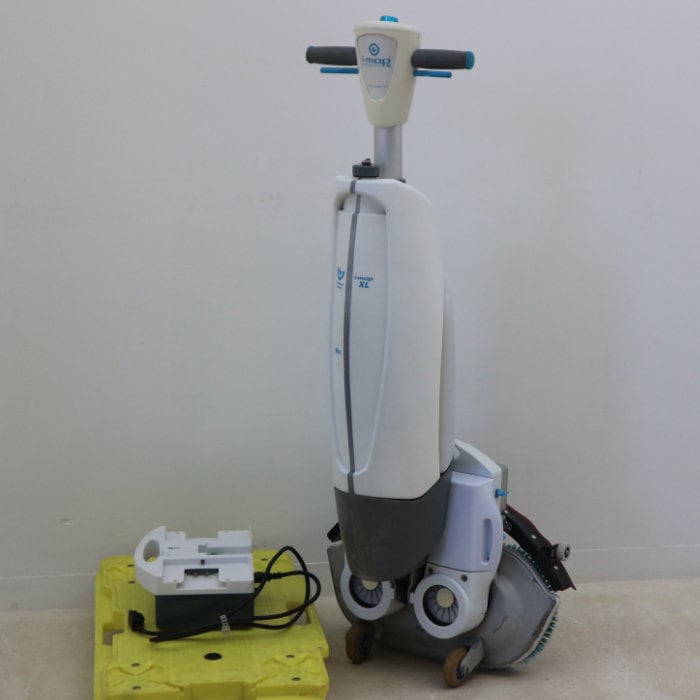 【中古】床洗浄機 自動床面洗浄機 くうかん i-mop XL バッテリー・チャージャー【動産王】千葉☆送料無用