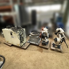 【中古】 CO2溶接ロボット AX-V4 AP(ロボットアーム) AX-C(アーム制御部) ダイヘン 2007年 CO2溶接 【動産王】千葉☆送料無料