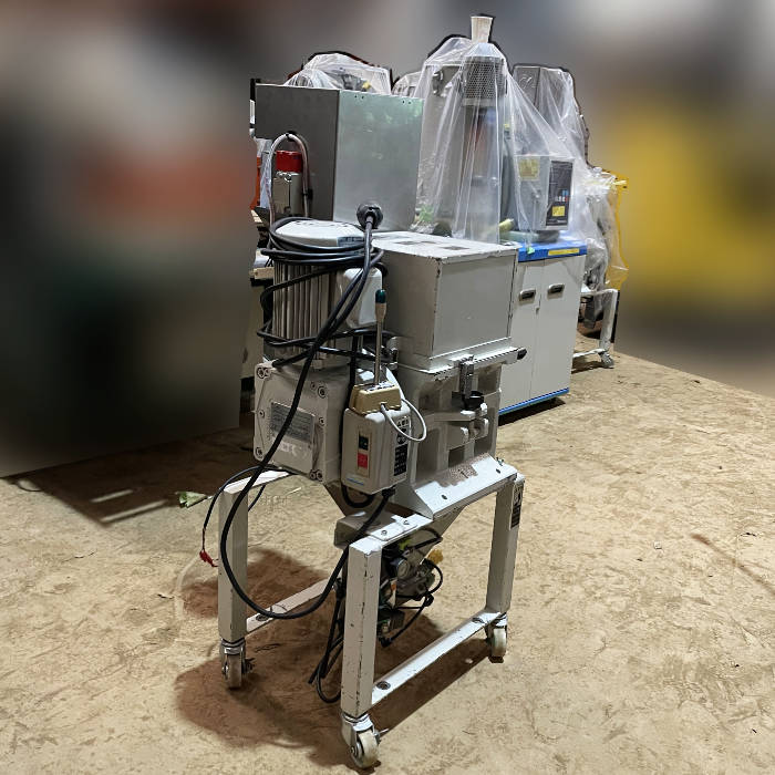 【中古】 粉砕材リサイクル装置 P11B WATANABE SEIKOSHO 1998年 リペレット機 微粉砕機 【動産王】千葉☆送料無料