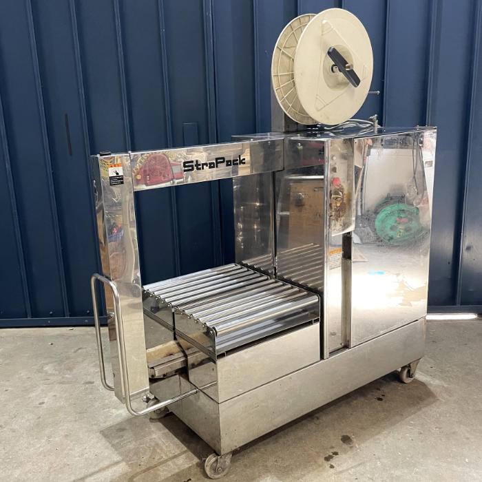 【中古】 自動梱包機 AQ-7M ストラパック 横型水産用 ボディ：ステンレス 【動産王】愛知☆送料無料