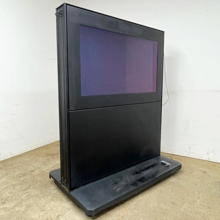 中古|デジタルサイネージ 電子看板 約幅1340 奥行800 高さ1655 リモコン付き 看板 |動産王|千葉|送料無料