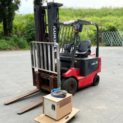 中古｜バッテリーフォークリフト Transer25 FB25PN-77B-550MDRPCSSF ニチユ 2018年 揚高5.5m 荷重1.7t 5326h ｜動産王｜千葉｜送料無料の商品ページへリンク