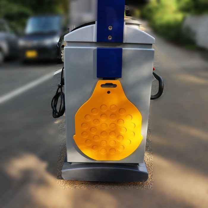 【中古】 全自動分割丸目機 2020年製 戸倉商事 DR3A-00-00トクラ ベーカリー機械 【動産王】千葉☆送料無料