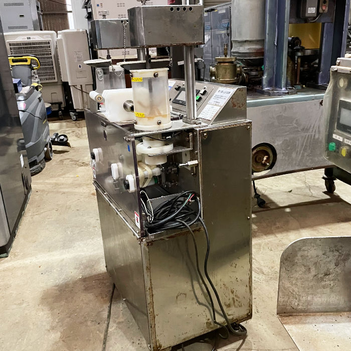 【中古】 塩振り機 ICHIKAWA 市川工業株式会社 2013年 【動産王】千葉☆送料無料