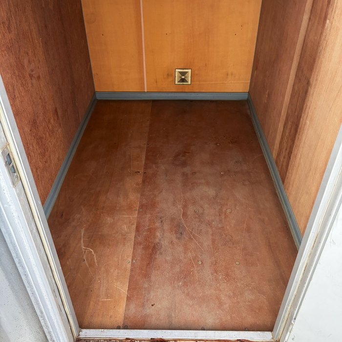 中古｜20フィート コンテナボックス 4枚扉 4D 2000年 20ft 倉庫 物置 レンタルボックス トランクルーム ｜動産王｜｜引取｜送料別