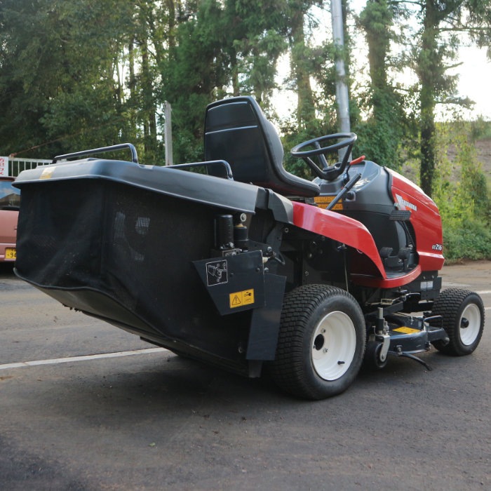 中古】 芝刈機 GT216 乗用草刈機 芝浦 2017年 ガーデンモア