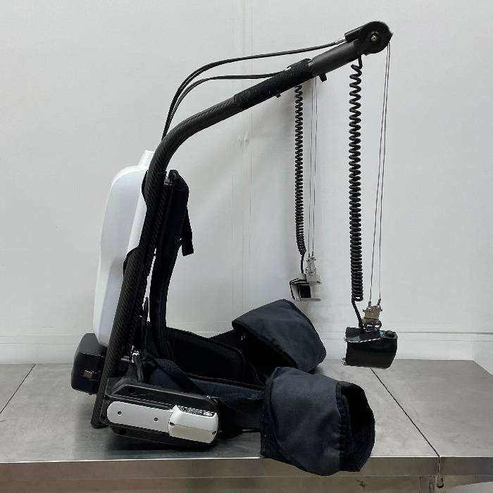 【中古】アシストスーツ WIN-1 2018年 パナソニック クボタ パワードウェア マッスルスーツ サポートジャケット【動産王】大阪☆送料無料