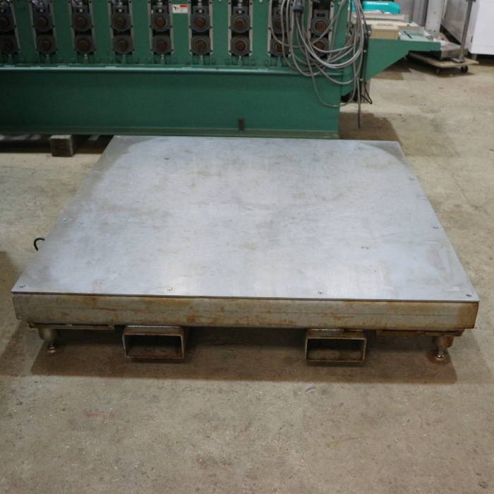 【中古】計量器 PL-MLC9 大和製衡 DP-5605 2017年 フロアスケール 量り【動産王】千葉☆送料無料