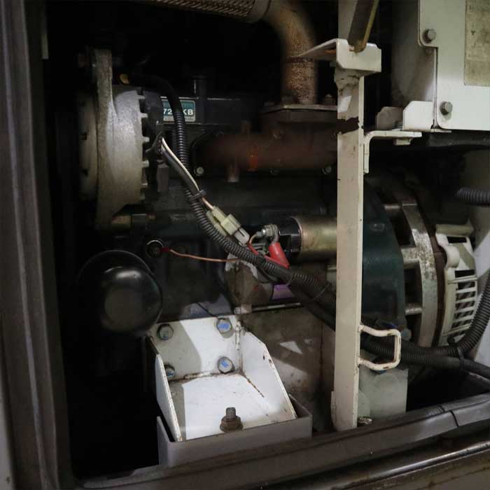 【中古】防音型エンジン溶接機 DAT-270ES2 デンヨー 2006年  【動産王】千葉☆送料無料