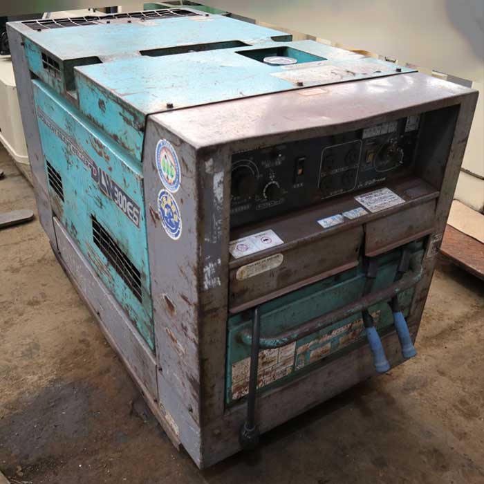 【中古】防音型エンジン溶接機 DLW-300ES デンヨー 2006年  【動産王】千葉☆送料無料