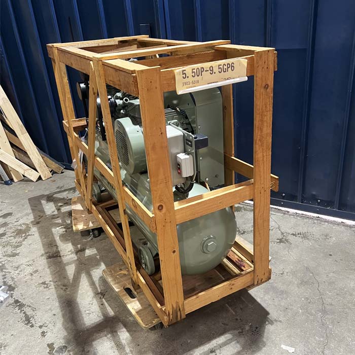 中古|空冷式コンプレッサー オイルフリーベビコン 5.50P-9.5GP6 60Hz 日立 2018年 未使用品 |動産王|愛知|送料無料