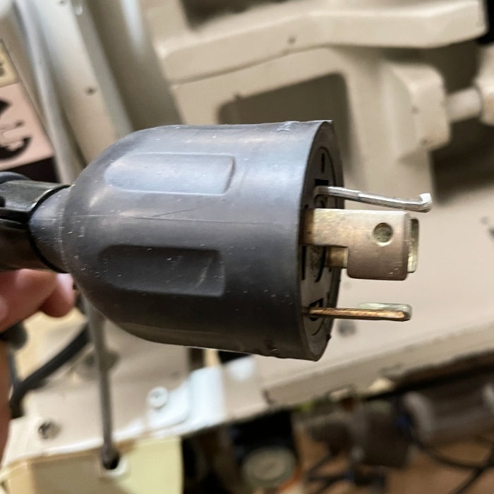 【中古】 粉砕材リサイクル装置 P11B WATANABE SEIKOSHO 1998年 リペレット機 微粉砕機 【動産王】千葉☆送料無料