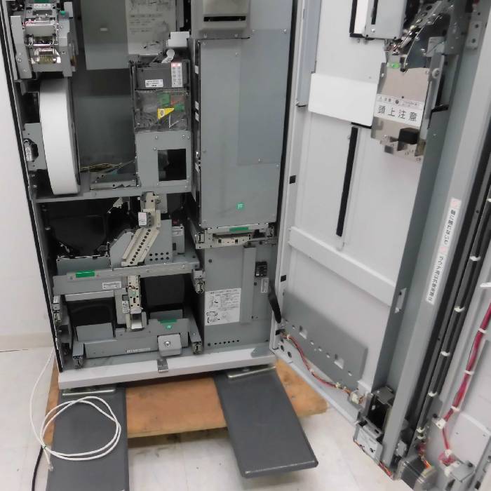 【中古】券売機 VT-G20M グローリー 2016年 新500円硬貨対応 高額紙幣対応 GLORY【動産王】富山☆送料無料