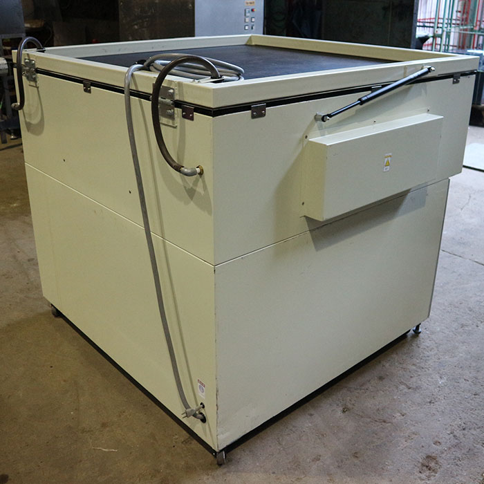 【中古】箱型露光装置 GH-30201XD ウシオライティング 2012年 ユニレック 製版 スクリーン印刷   現状渡し【動産王】千葉☆送料無料