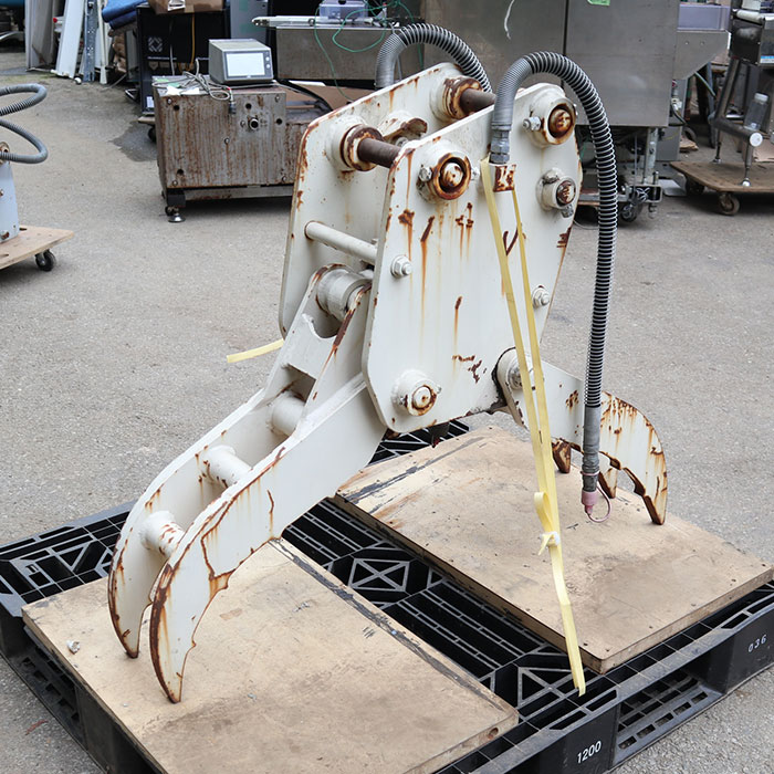 中古】ホワイトフォーク 解体用つかみ機 FGF30 古河ロックドリル 2016