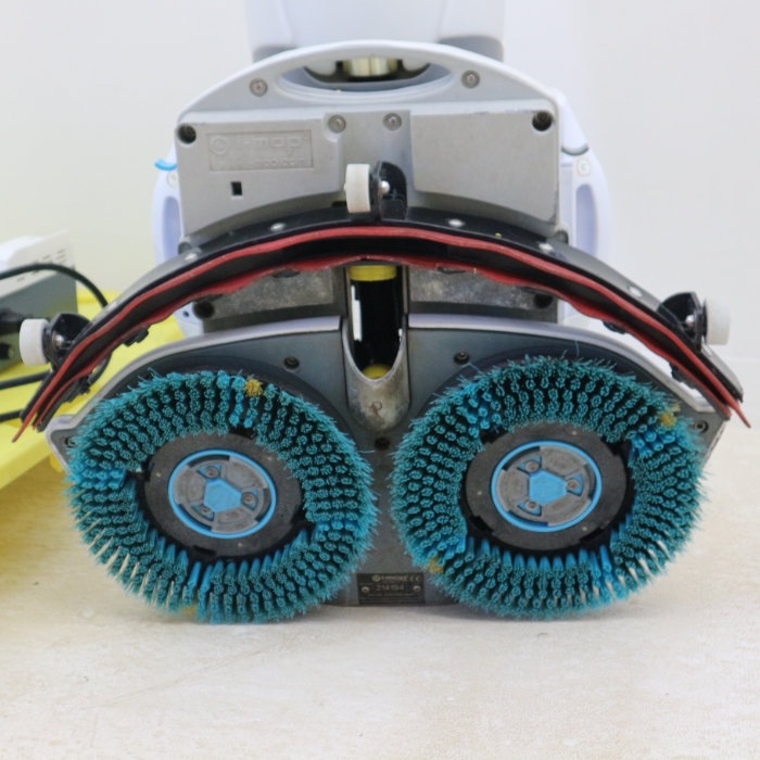 【中古】床洗浄機 自動床面洗浄機 くうかん i-mop XL バッテリー・チャージャー【動産王】千葉☆送料無用