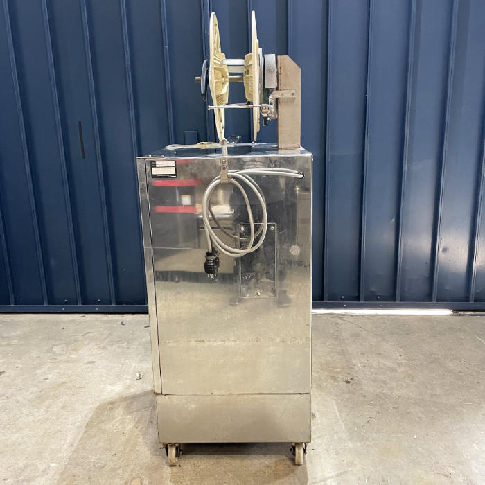 【中古】 自動梱包機 AQ-7M ストラパック 横型水産用 ボディ：ステンレス 【動産王】愛知☆送料無料