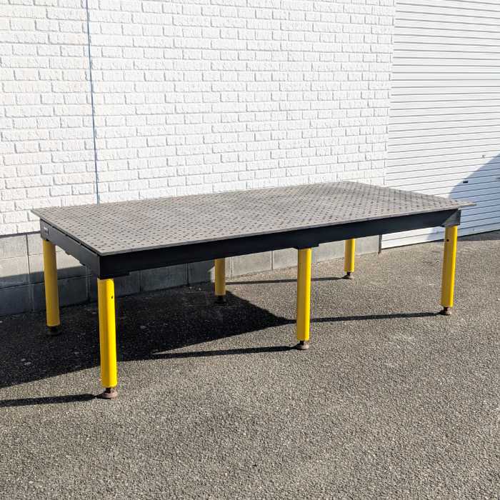 中古｜WeldingTables StrongHandTools 作業台 BUILDPRO 溶接台 ｜動産王｜福岡｜送料無料