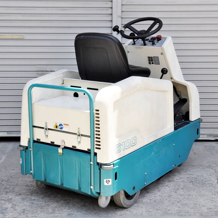 中古|バッテリー式乗車型フロアスイーパー 6100-U02140 テナント 2015年 業務用 |動産王|大阪|引取|送料別