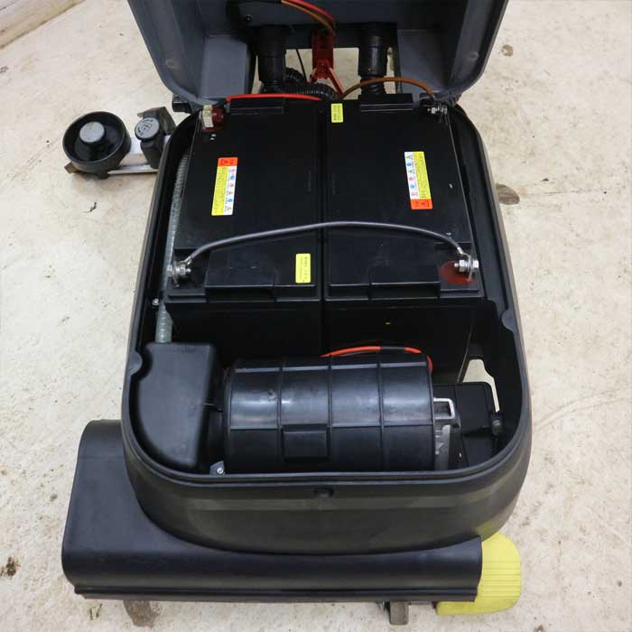 【中古】床洗浄機 BR 40/25 C Bp KARCHER ケルヒャー 2015年 手押し 業務用 【動産王】千葉★引取限定