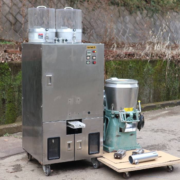 【中古】製麺機 安田工機 SUPER NOODLE YD スーパーヌードルYD 自動製麺機 そば切り 蕎麦切 ミキサー【動産王】千葉☆送料無料