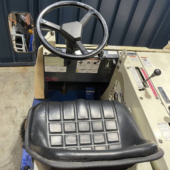 【中古】搭乗式スイーパー 豊和工業 HF-63a 2005年 現状渡し【動産王】名古屋☆送料無料