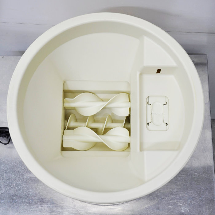 【中古】 お櫃型寿司ロボット SSG-GTA 鈴茂器工 2003年 保温機能付き 寿司職人 シャリロボ 【動産王】大阪☆送料無料