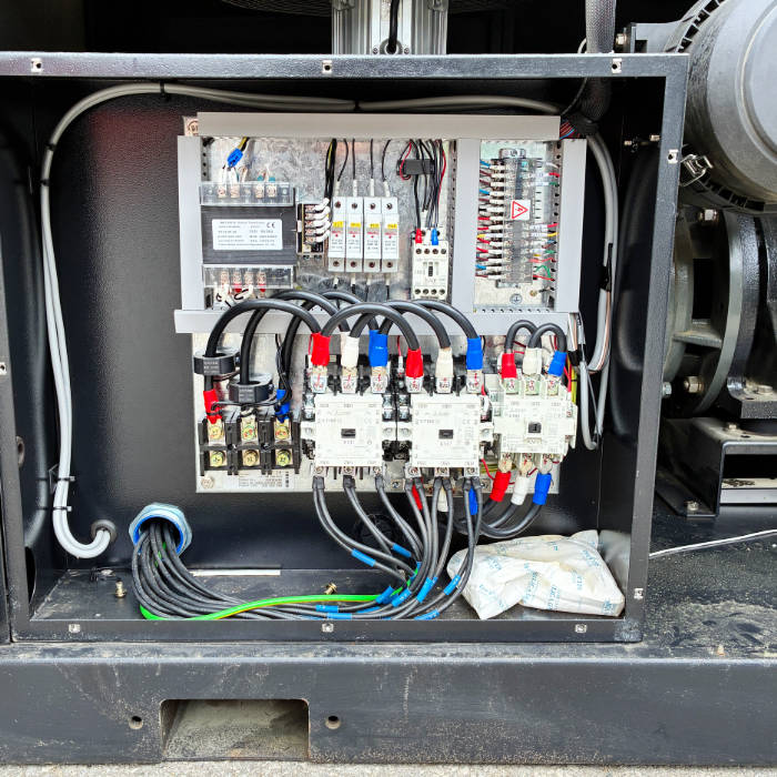 中古｜給油式スクリューコンプレッサー 37kW 50馬力 LRS-370M6 アネスト岩田 ANEST IWATA 2020年 ｜動産王｜千葉｜送料無料