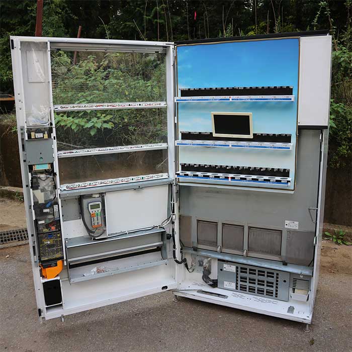 【中古】飲料自動販売機 KB252A5P2BHPYL-W クボタ 2015年  【動産王】千葉☆送料無料