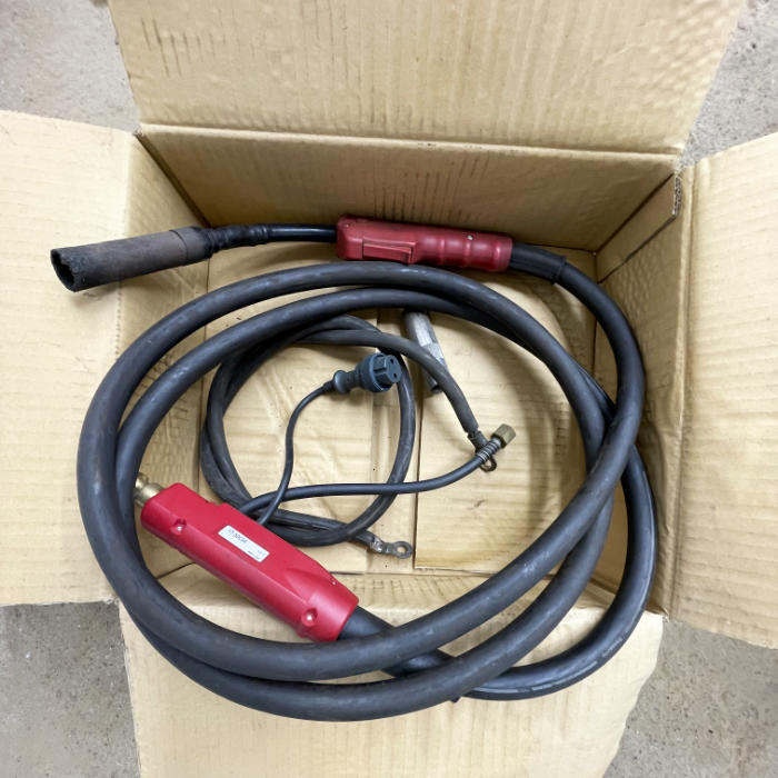 中古｜溶接機 YD-500KR2 パナソニック 2013年 半自動式 サイリスタ ｜動産王｜千葉｜引取｜送料別