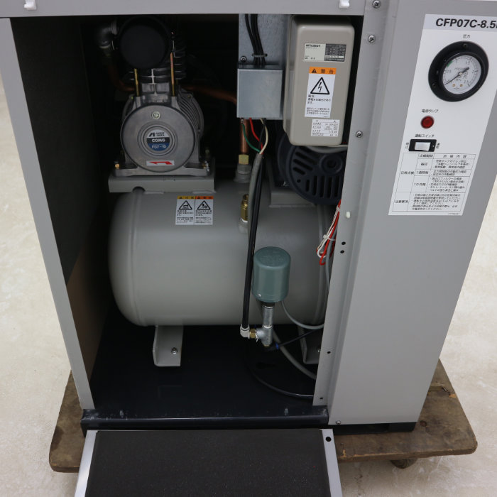 【中古】コンプレッサー CFP07C-8.5D アネスト岩田 オイルフリースクロール 2013年 ANEST IWATA 【動産王】千葉☆送料無料