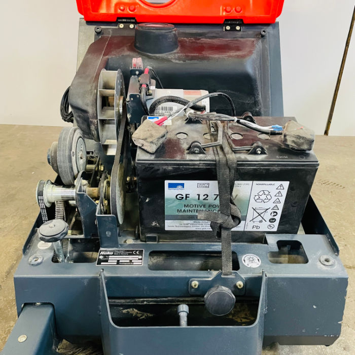 中古|路面清掃機 HM-650E アマノ 2018年 業務用清掃機 クリーンパワー スイープマスター|動産王|北海道|引取|送料別