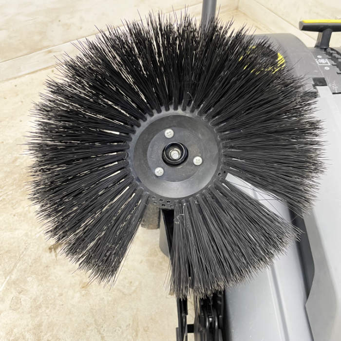 【中古】 スイーパー KM 70/30 C KARCHER 2017年 床清掃機 業務用 【動産王】千葉☆送料無料