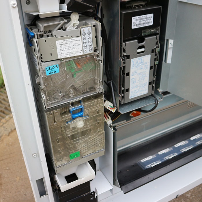 中古】缶・ボトル飲料自動販売機 CVA-1315TV サンデン 自販機【動産王