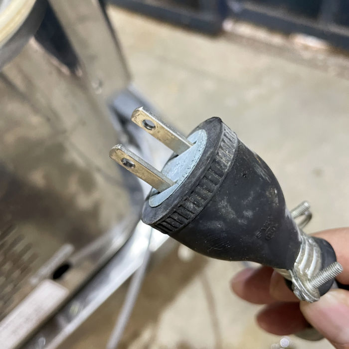 【中古】 DｰPACKシリーズ！真空包装機 DPV-31ST 大和冷機 2017年製 厨房機器 【動産王】愛知☆送料無料