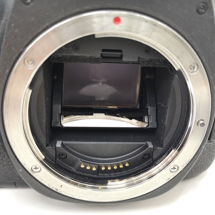 【中古】EOS 6D デジタル一眼レフレックスAF・AEカメラ キャノン canon EFマウント 約2020万画素 現状渡し 【動産王】千葉☆送料無料
