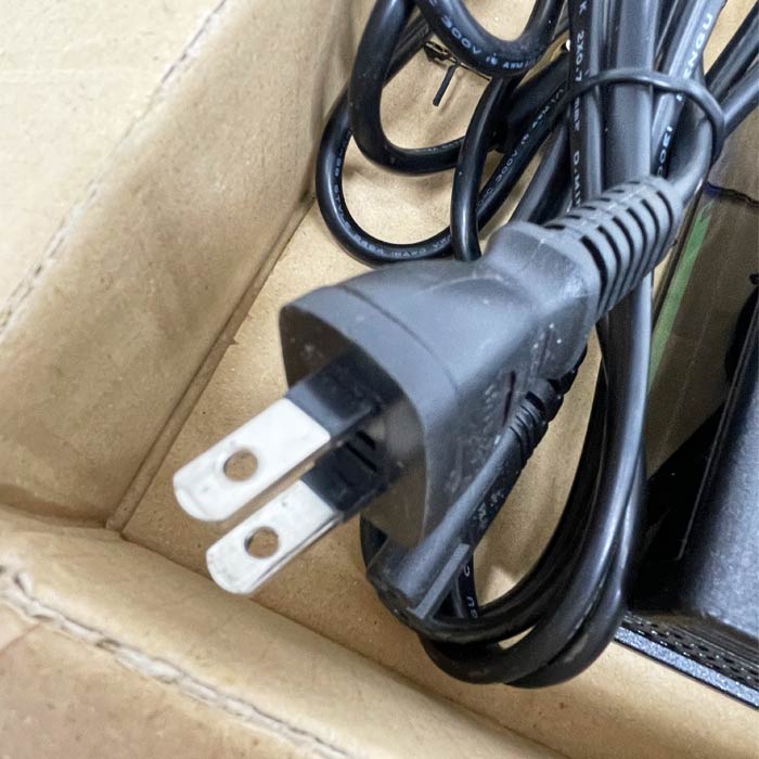 中古|ロール反転リフト 電動昇降 電動反転 手動チャック式 充電器付 京町産業車輌 2018年 リフト |動産王|千葉|送料無料