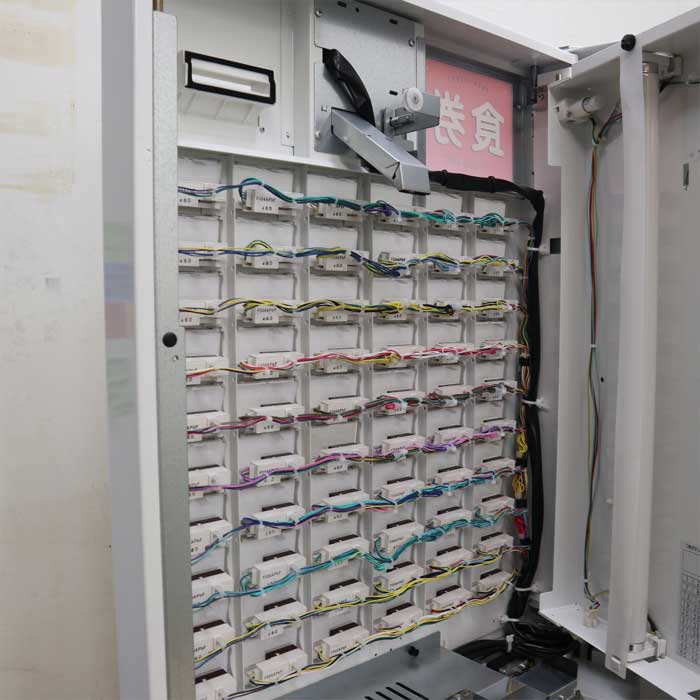 中古】券売機 KB-160NN2 芝浦自動販売機 低額用 屋内用 【動産王】千葉