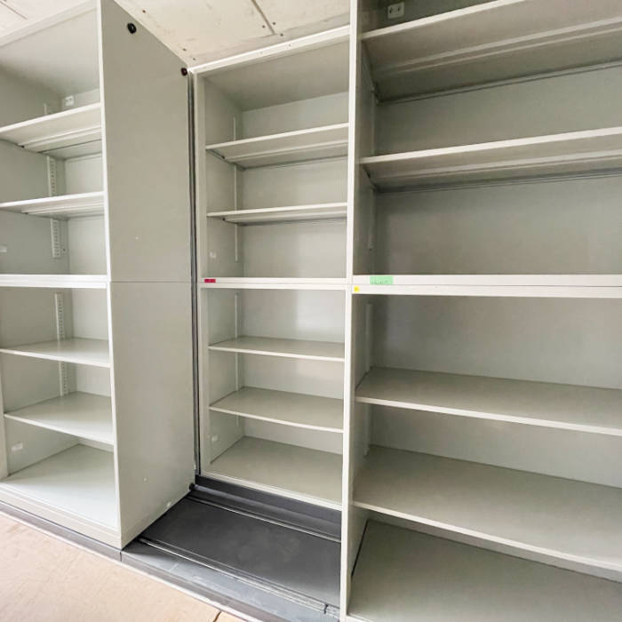 【中古】 2列4連 移動キャビネット オープン書庫 PLUS プラス L5-105E 2015年 【動産王】★引取限定