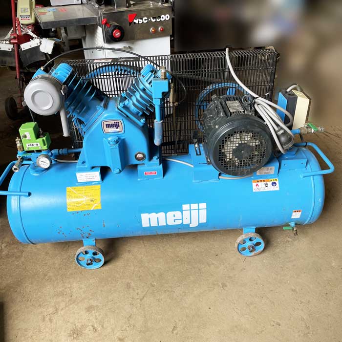 ベトナム・フエ産 古い高品質樹皮 おまけ付き 中古】 長ネギ皮むき機 ネギ むくべぇ BM-8D イセキ ヰセキ 2016