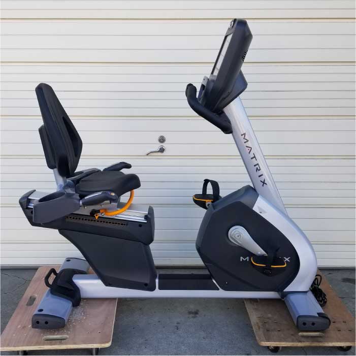【中古】リカベントバイク R-7X マトリックス 2017年 フィットネス ジム 【動産王】札幌★引取限定